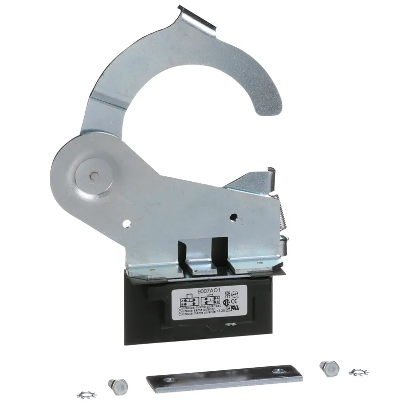 Square D EIK40601 Heavy Duty Safety Switch Electrical Interlock Kit 600 VAC/VDC 15 Amp